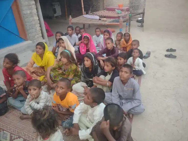 children attend the class sunday school